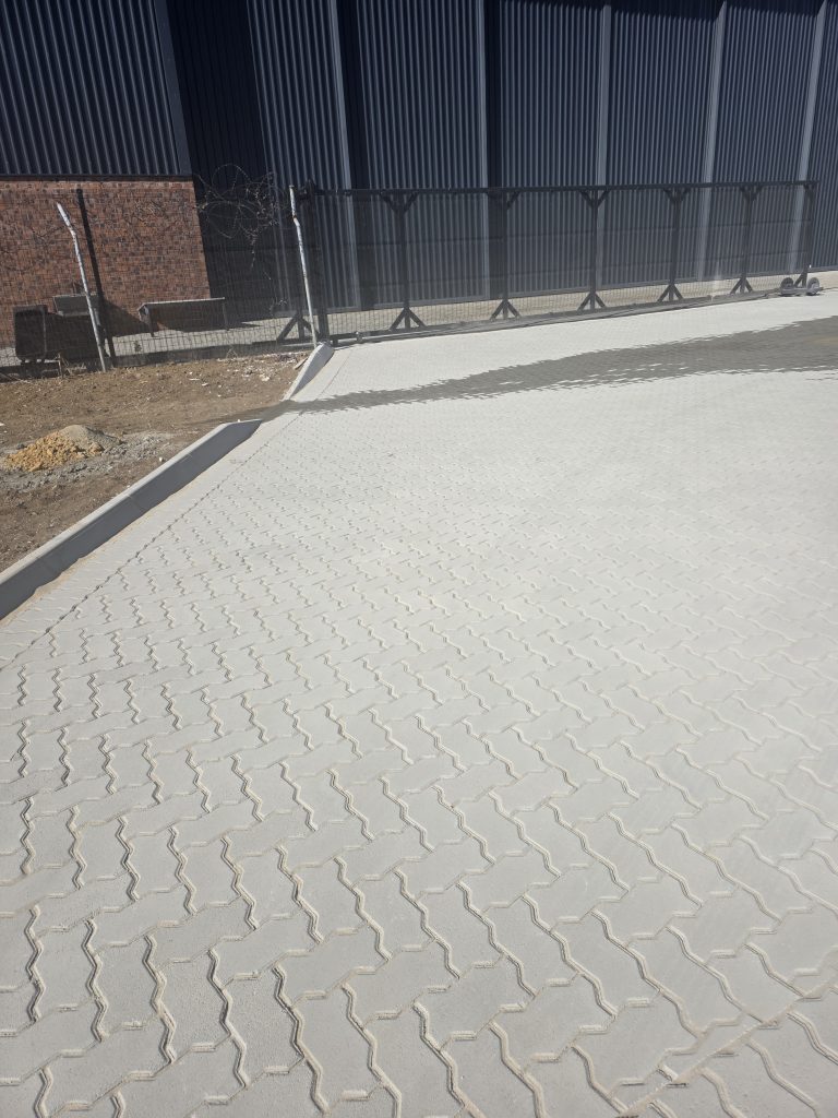 Paving-edging-vep-landscapers-jpg