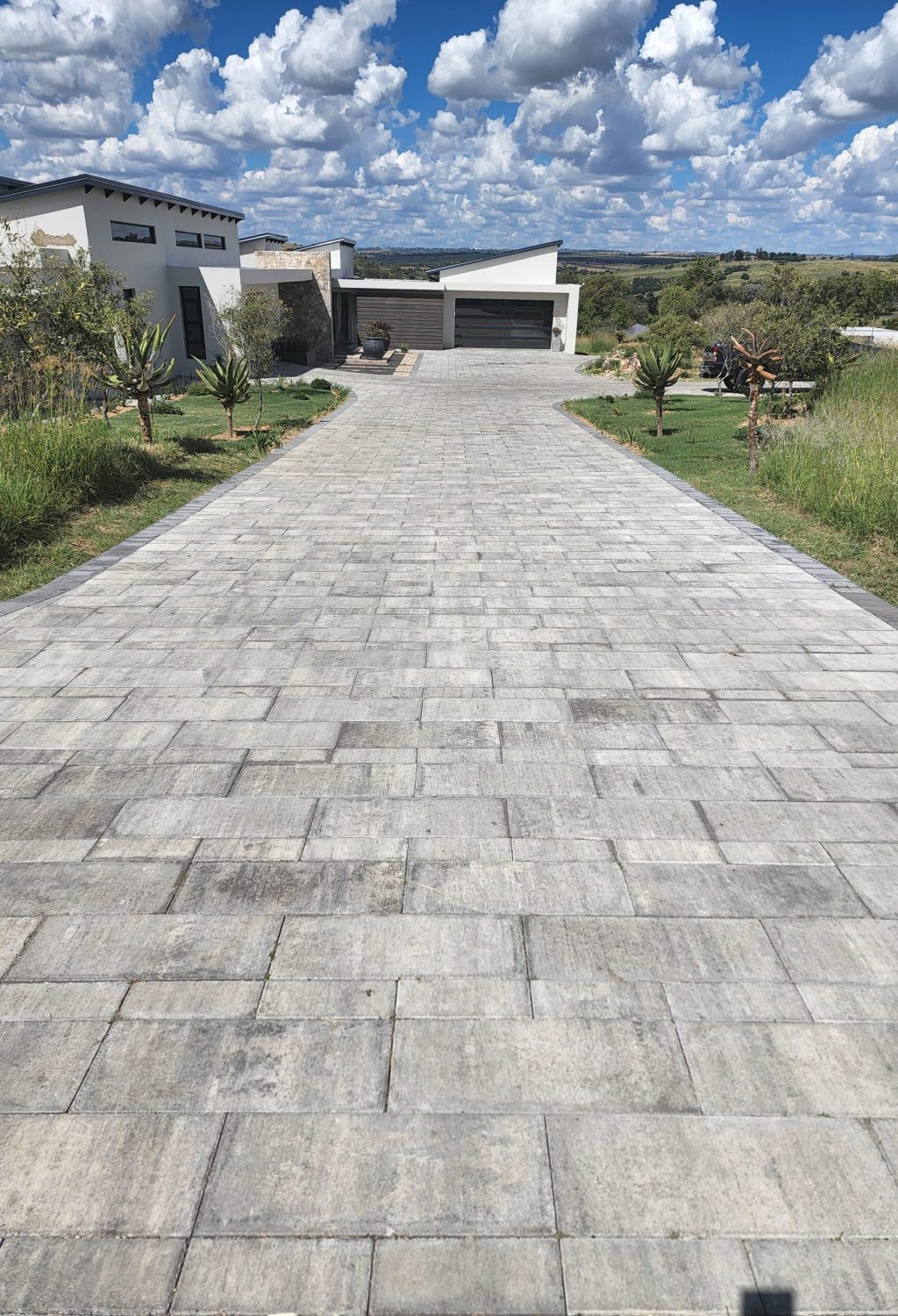 Vep-Landscapers-lennio-paving-images-jpg