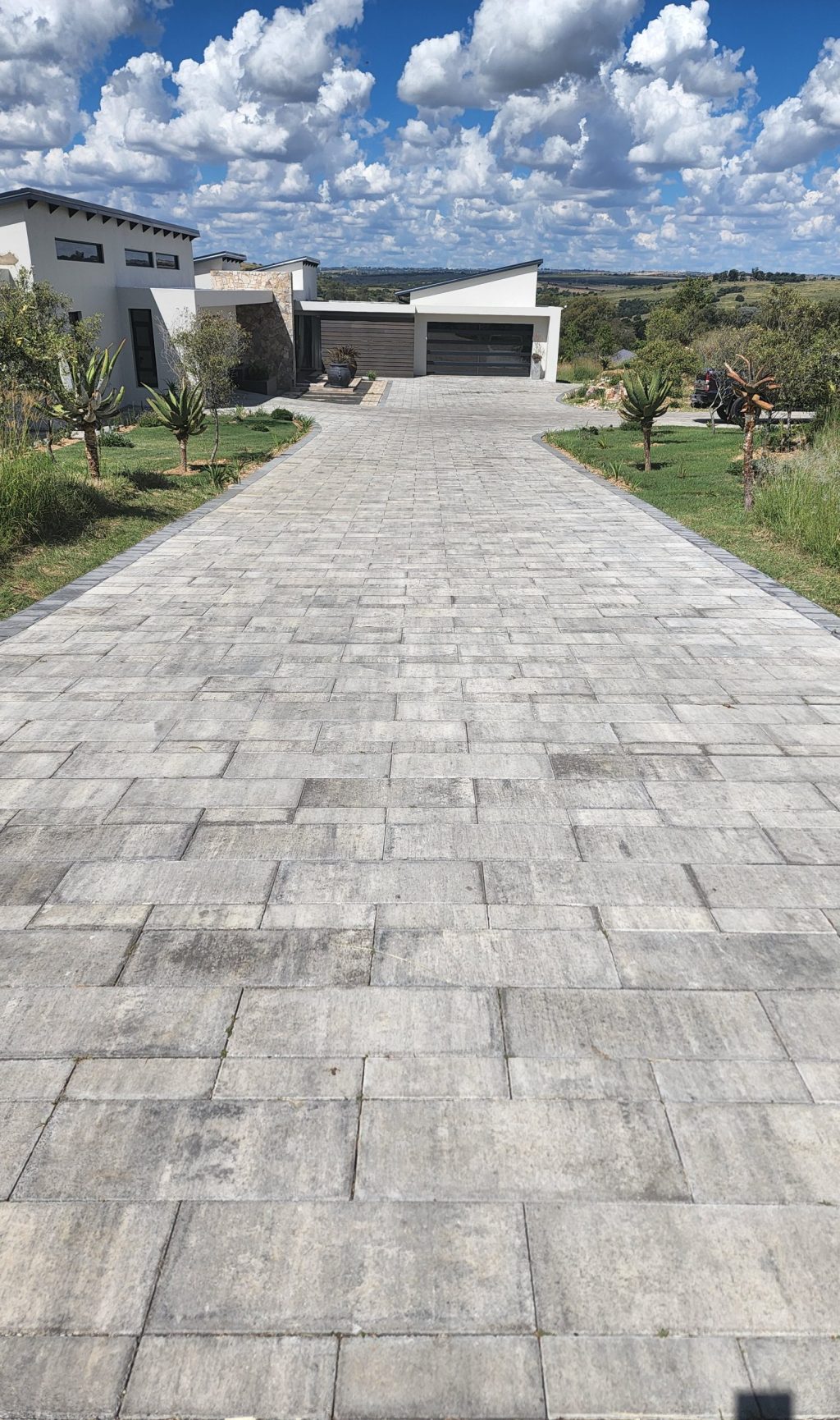 Vep-Landscapers-lennio-paving-images-jpg