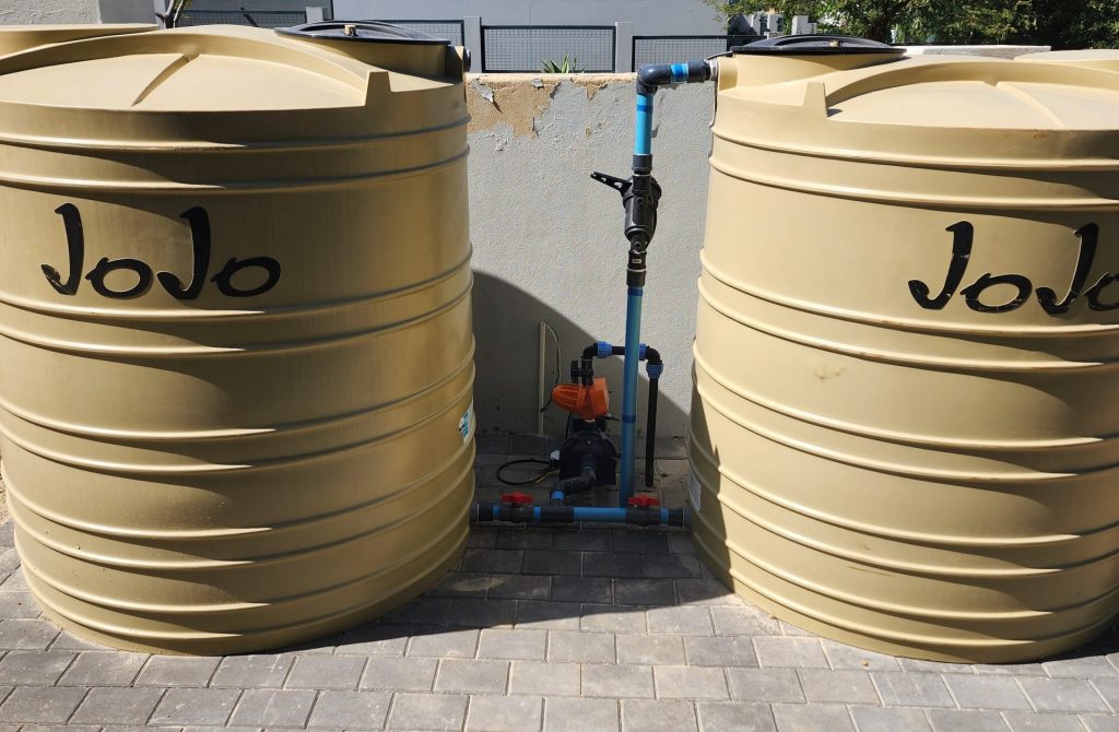 Jojo-tank-booster-pump-water-storage-by-Vep-Landscapers-jpg