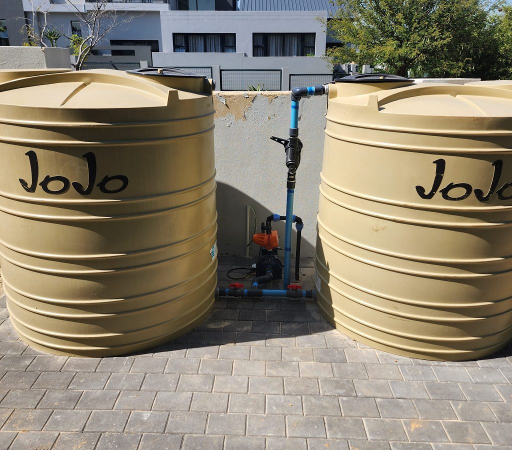 Jojo-tank-booster-pump-water-storage-by-Vep-Landscapers-jpg