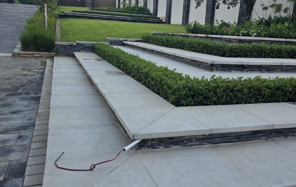 Vep-landscapers-coping-and-landscaping-image-jpg