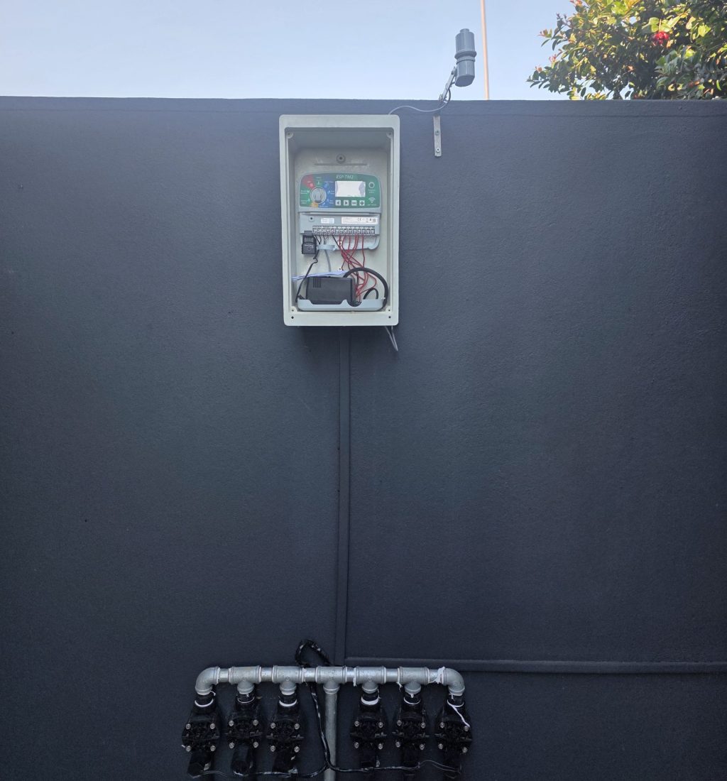 Controller-rain-sensor-and-Solenoid-valves-images