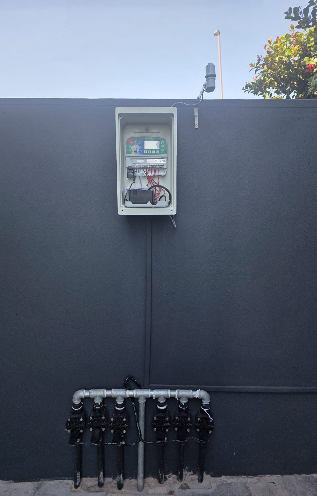 Controller-rain-sensor-and-Solenoid-valves-images