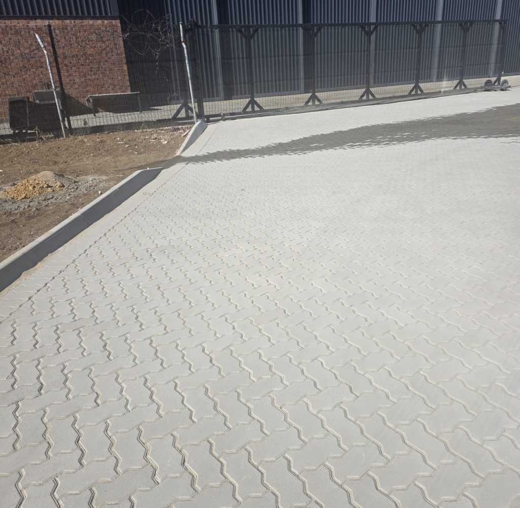 Paving-edging-vep-landscapers-jpg