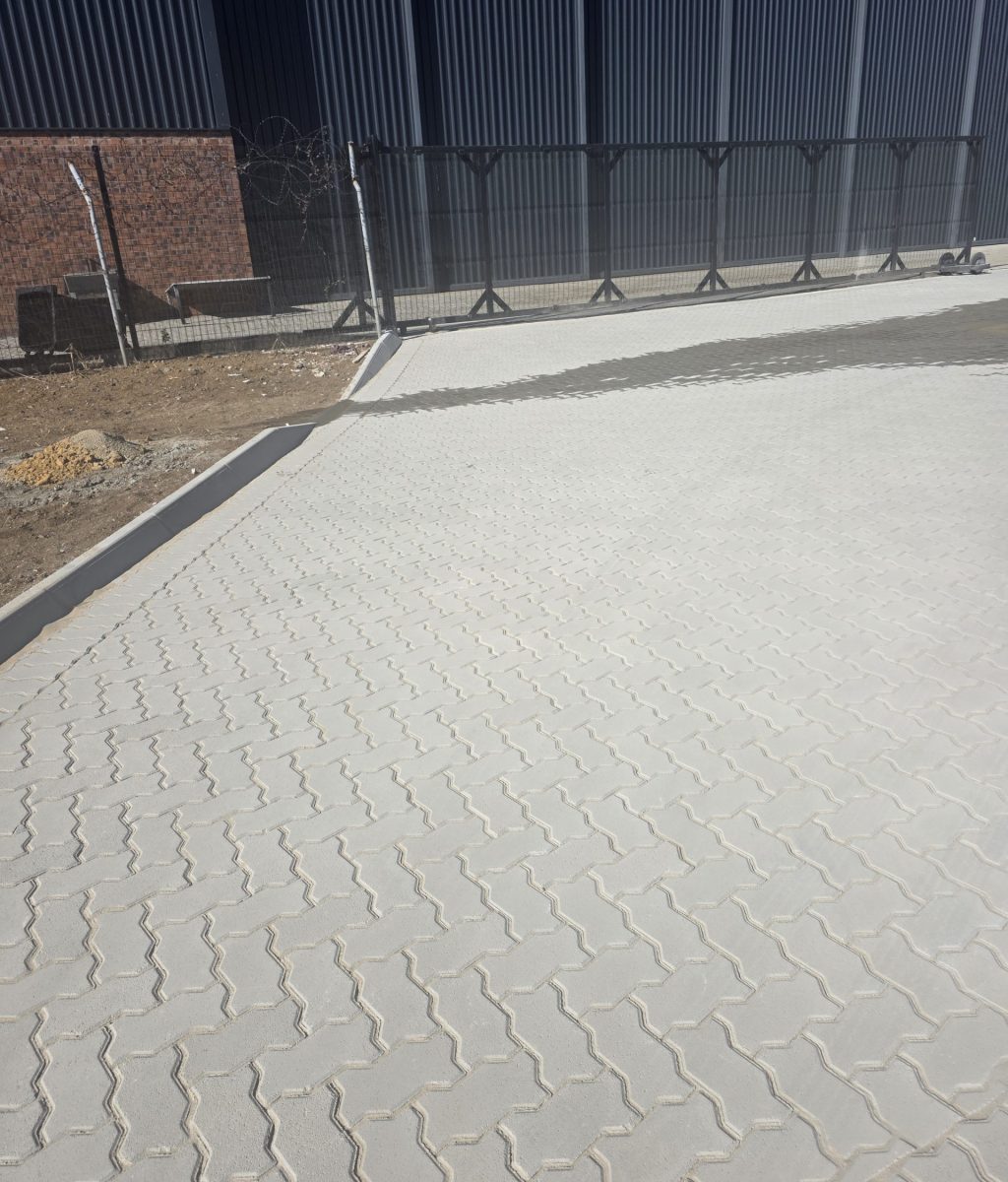 Paving-edging-vep-landscapers-jpg