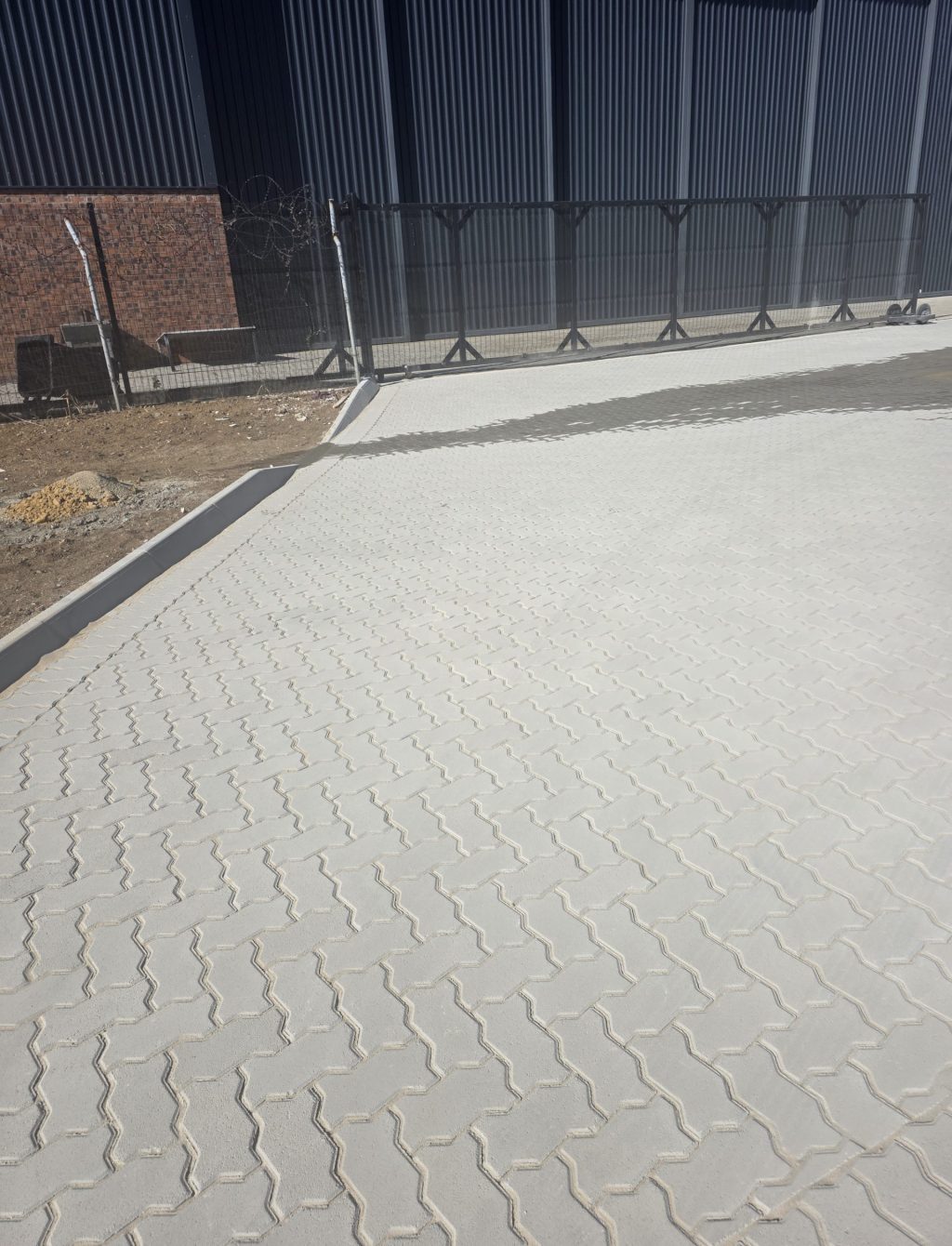 Paving-edging-vep-landscapers-jpg