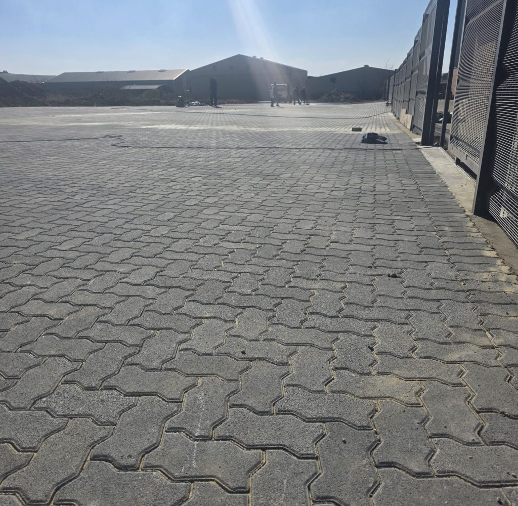 Interlocking-paving-bricks-vep-landscapers-jpg