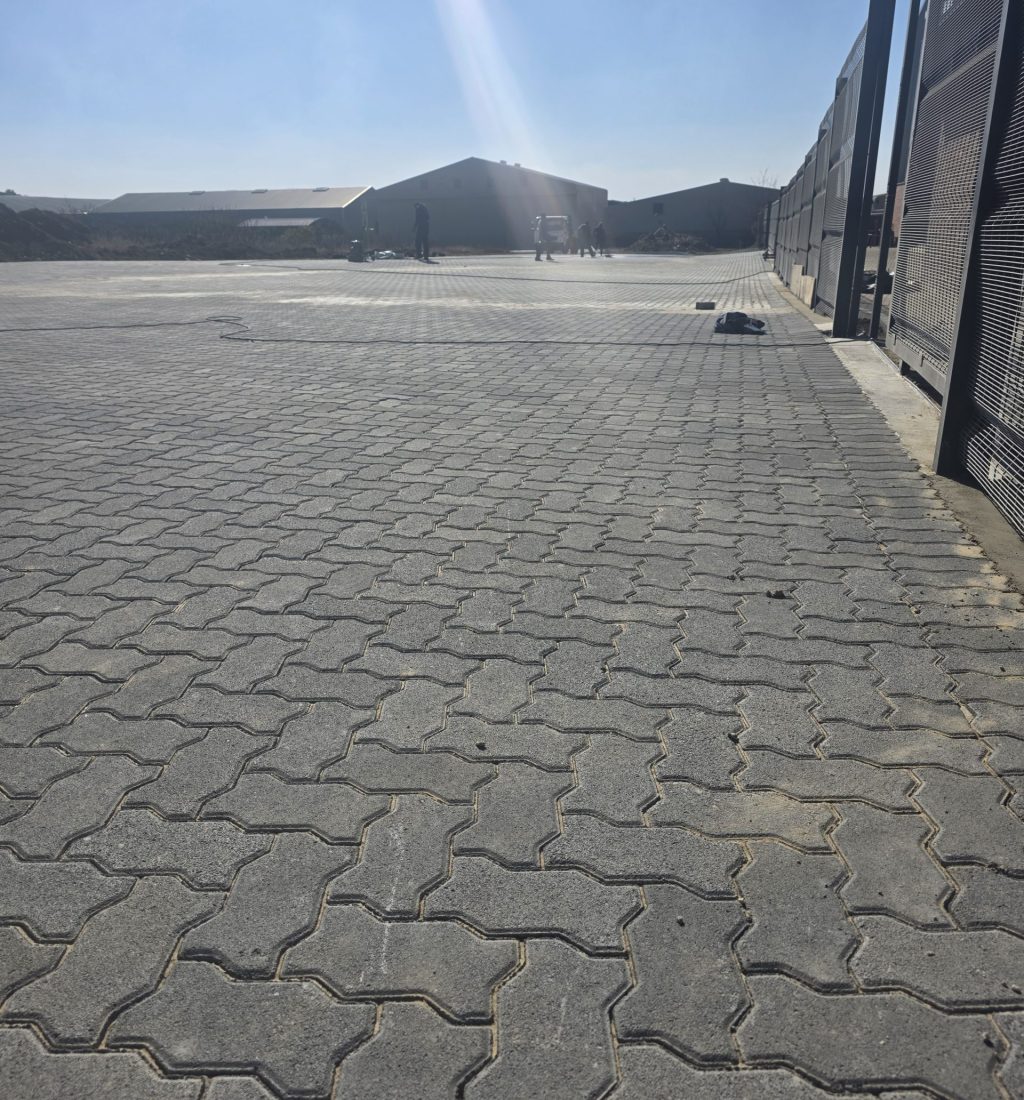 Interlocking-paving-bricks-vep-landscapers-jpg