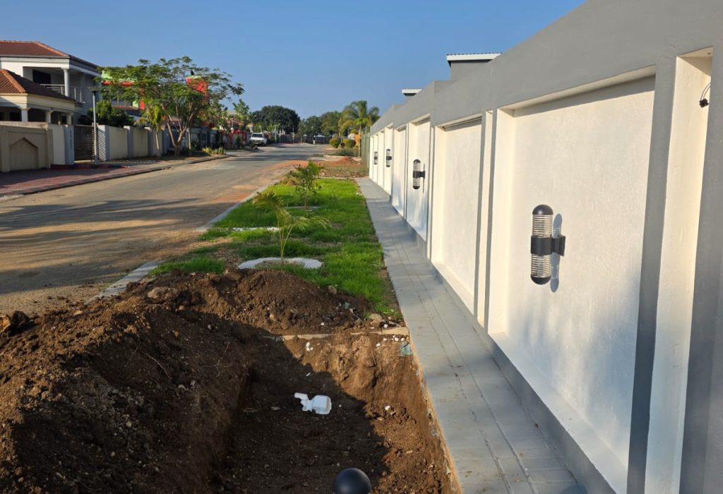 Before-VEP-Landscapers-Commenced-Work-jpg