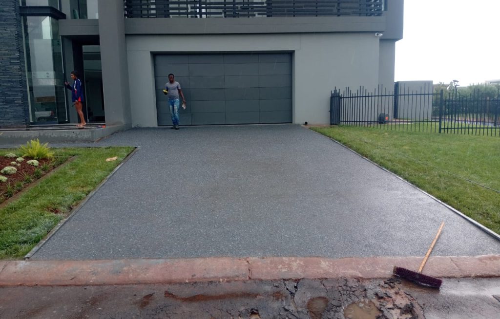Exposed-aggregate-driveway-Vep-Landscapers-jpg