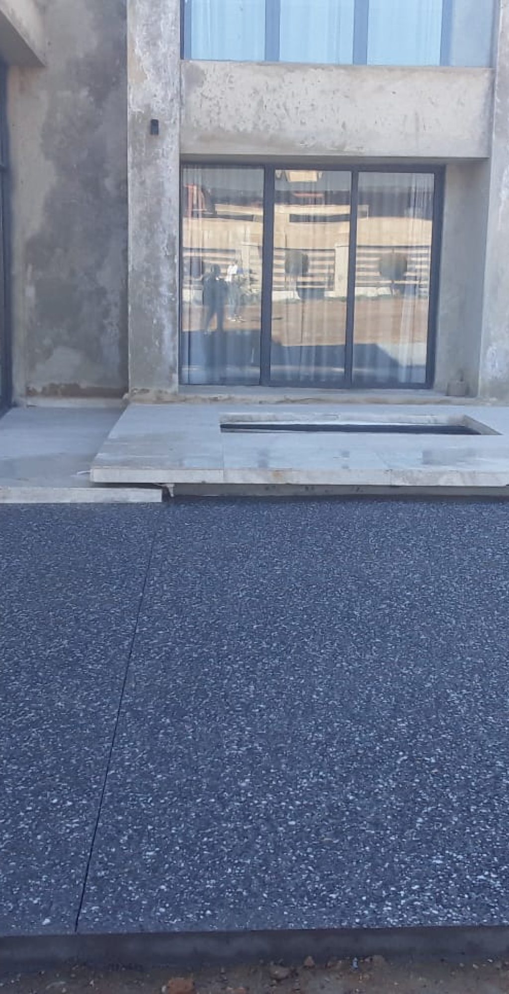 a-modern-decorative-concrete-by-Vep-Landscapers-jpg