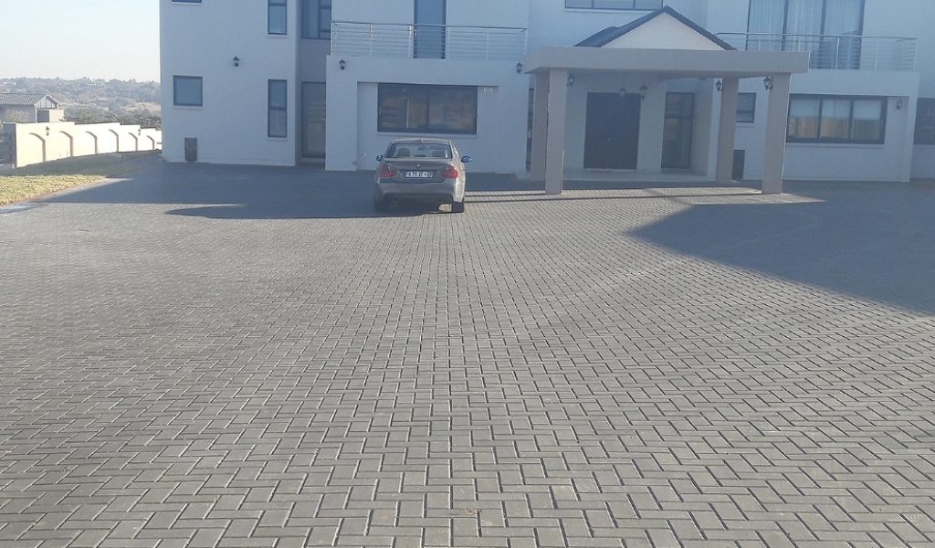 Bevel-Paving-Professional-by-Vep Landscapers-jpg