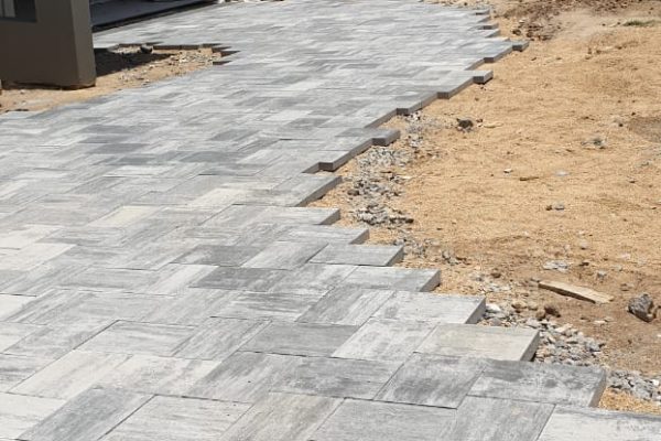 Bosun-Urban-Large-Pavers-by-Vep-Landscapers-jpg